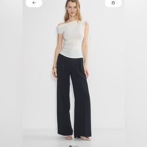 Aritzia Effortless Pant